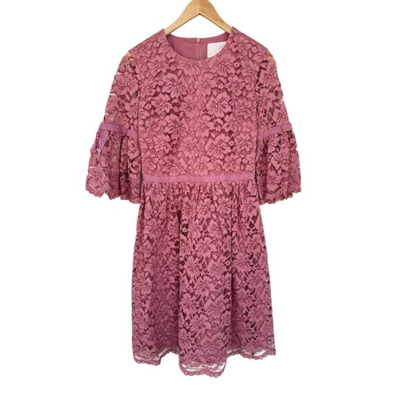 Gal Meets Glam Josephine Floral Lace Dress Size 4 Short Bell Sleeve Bow Scallop - Picture 2 of 12
